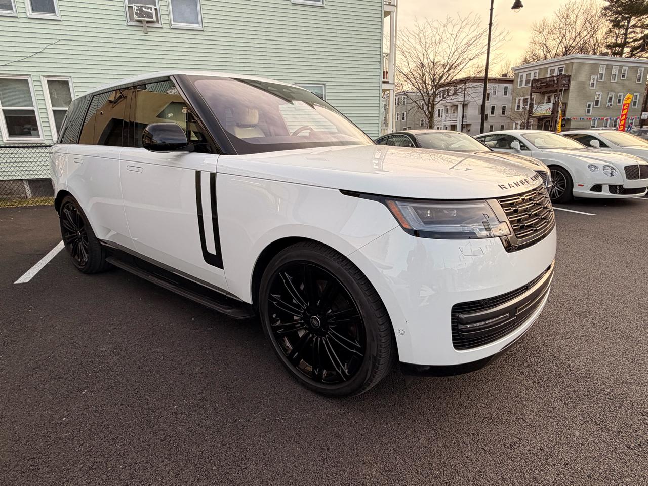 Land Rover Range Rover P400 SE SWB 2023