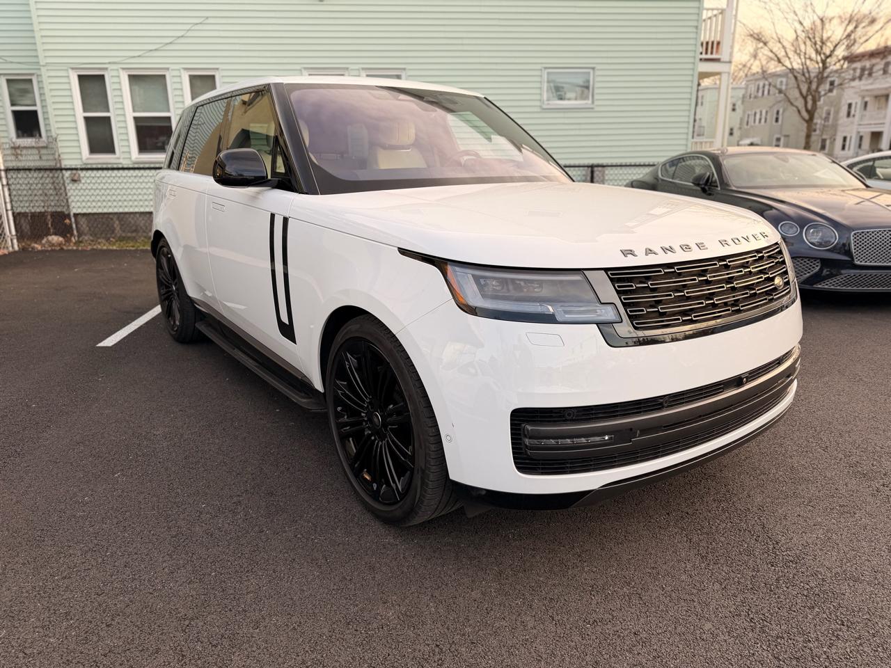 Land Rover Range Rover P400 SE SWB 2023