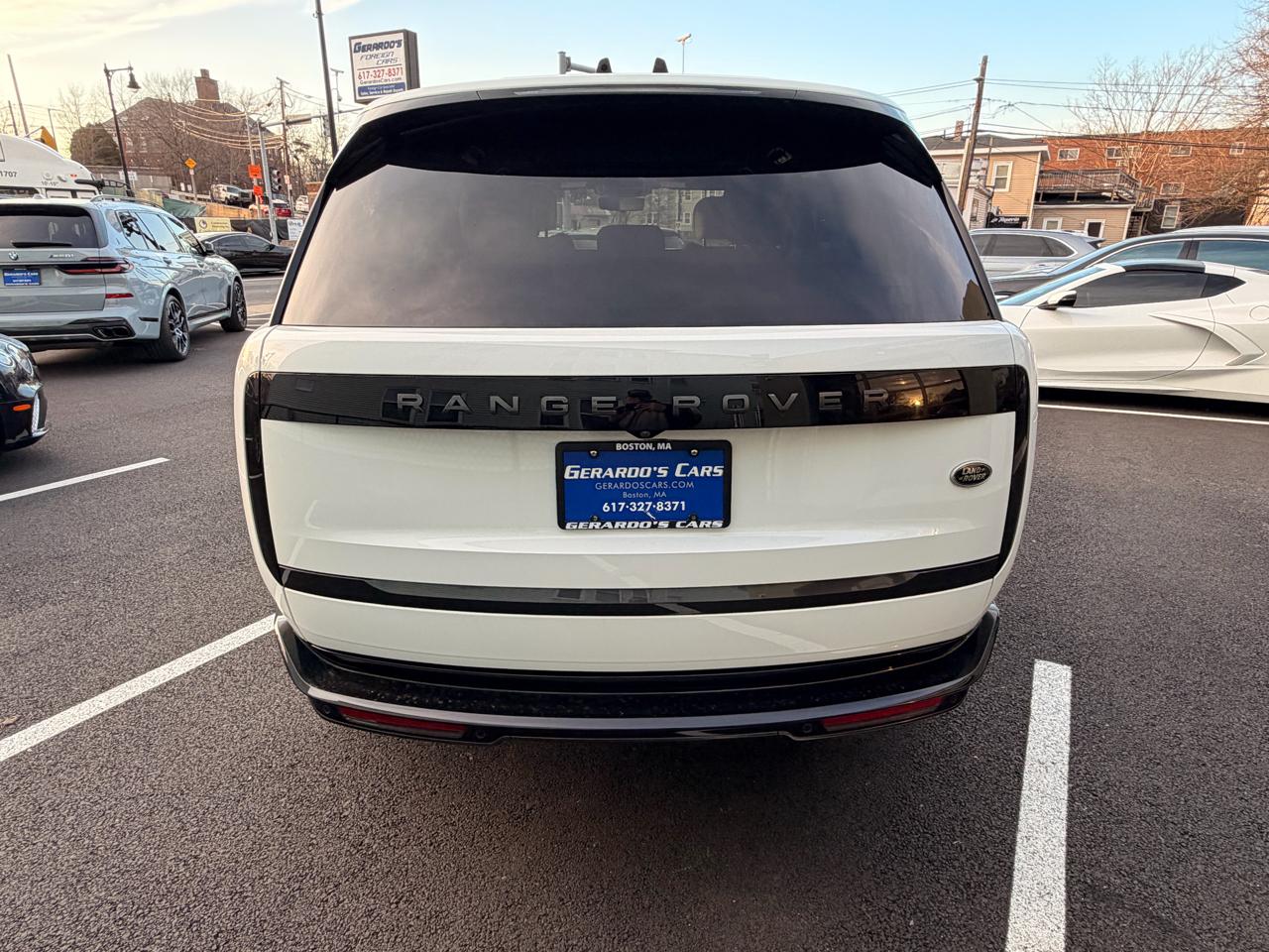 Land Rover Range Rover P400 SE SWB 2023