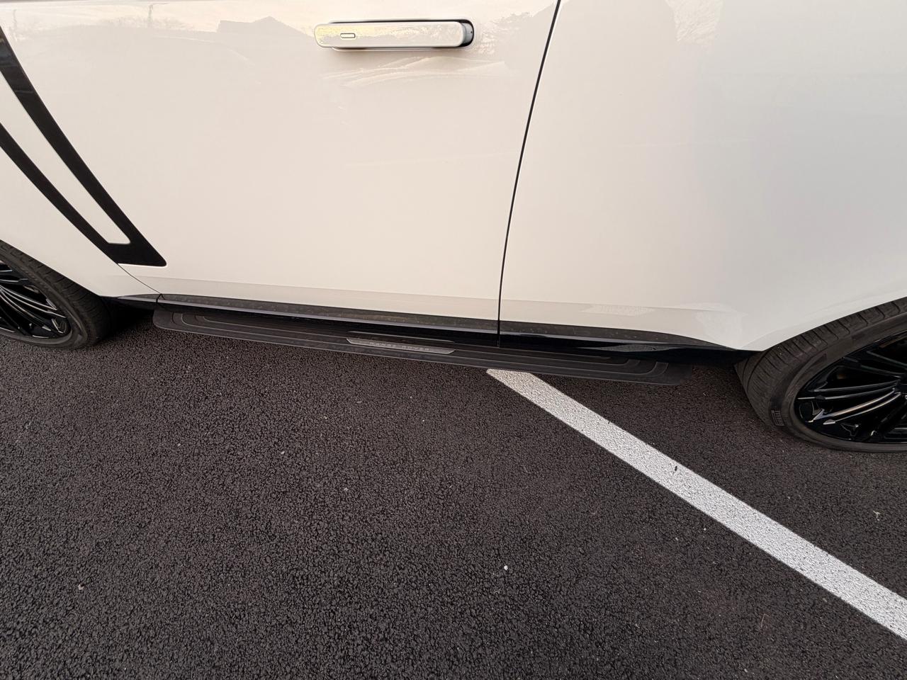 Land Rover Range Rover P400 SE SWB 2023