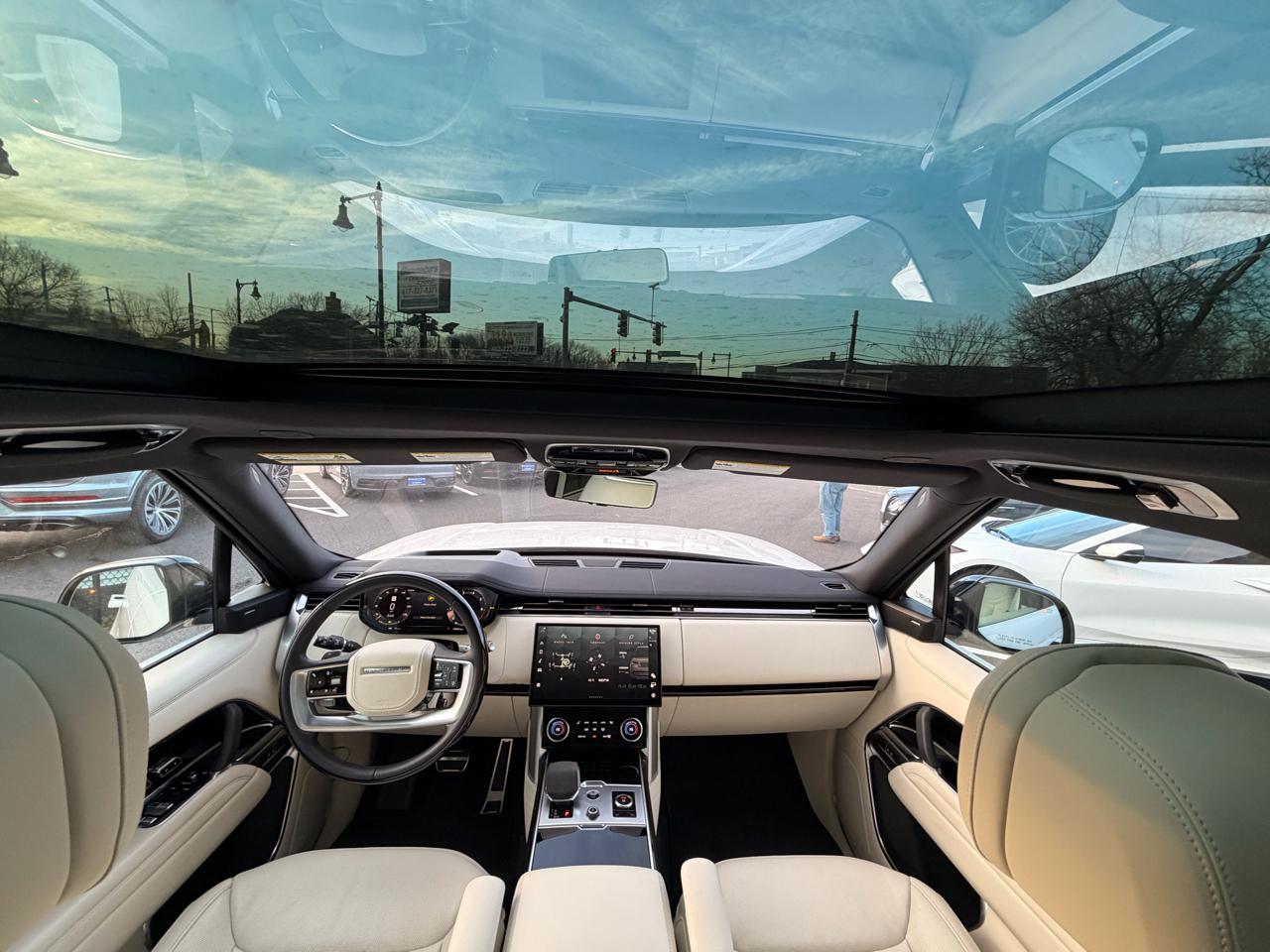 Land Rover Range Rover P400 SE SWB 2023