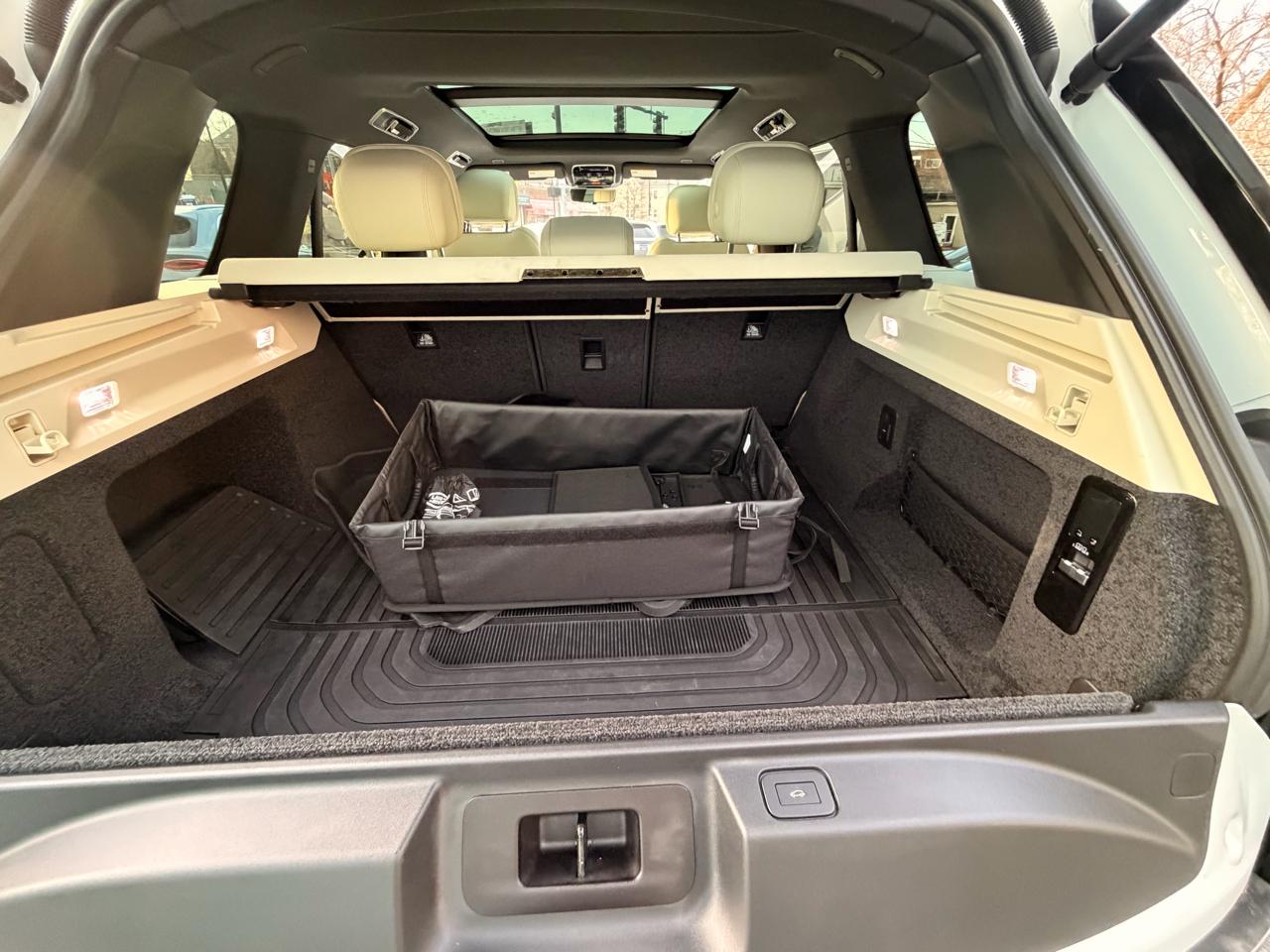 Land Rover Range Rover P400 SE SWB 2023