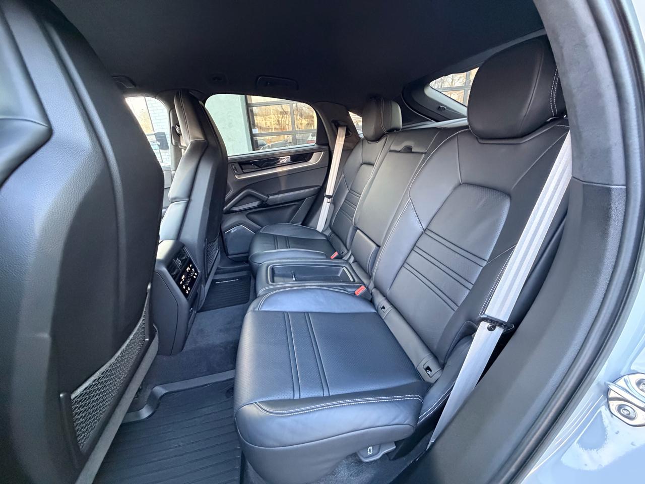 Porsche Cayenne Turbo GT Coupe AWD 2024