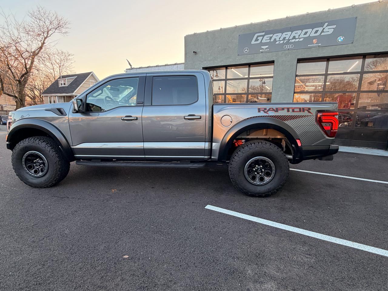 Ford F-150 Raptor 4WD SuperCrew 5.5' Box 2025