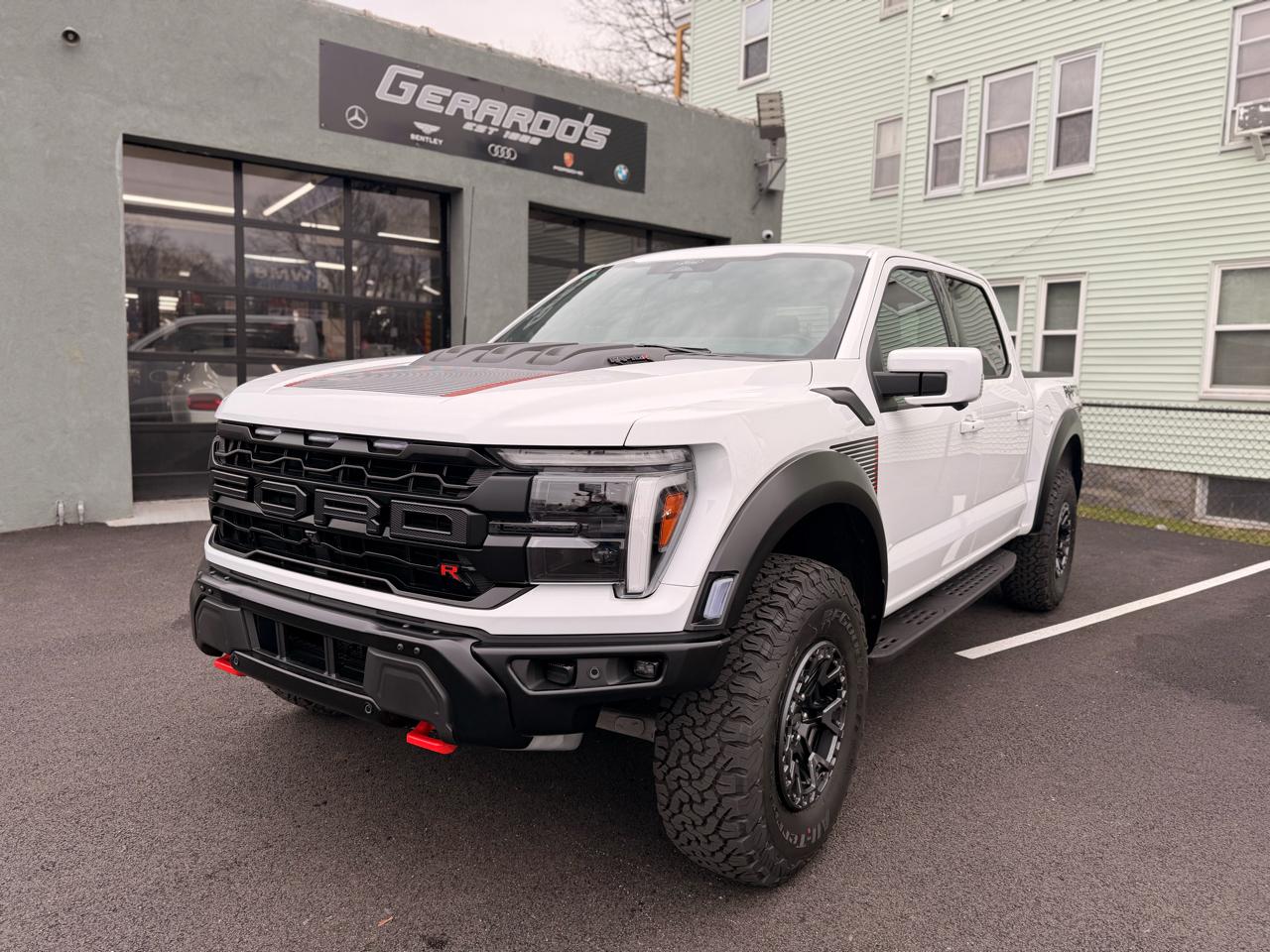 Ford F-150 Raptor 4WD SuperCrew 5.5' Box 2026