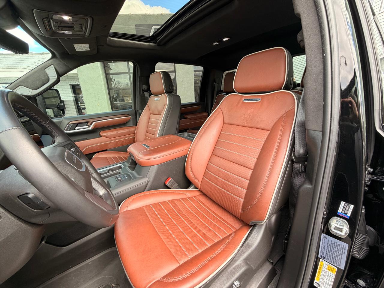 GMC Sierra 3500HD 4WD Crew Cab 159" Denali Ultimate 2025