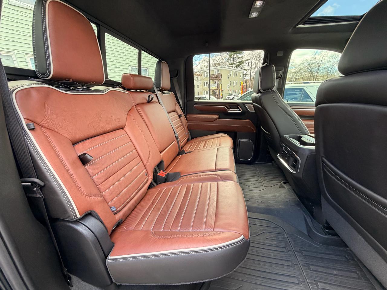 GMC Sierra 3500HD 4WD Crew Cab 159" Denali Ultimate 2025