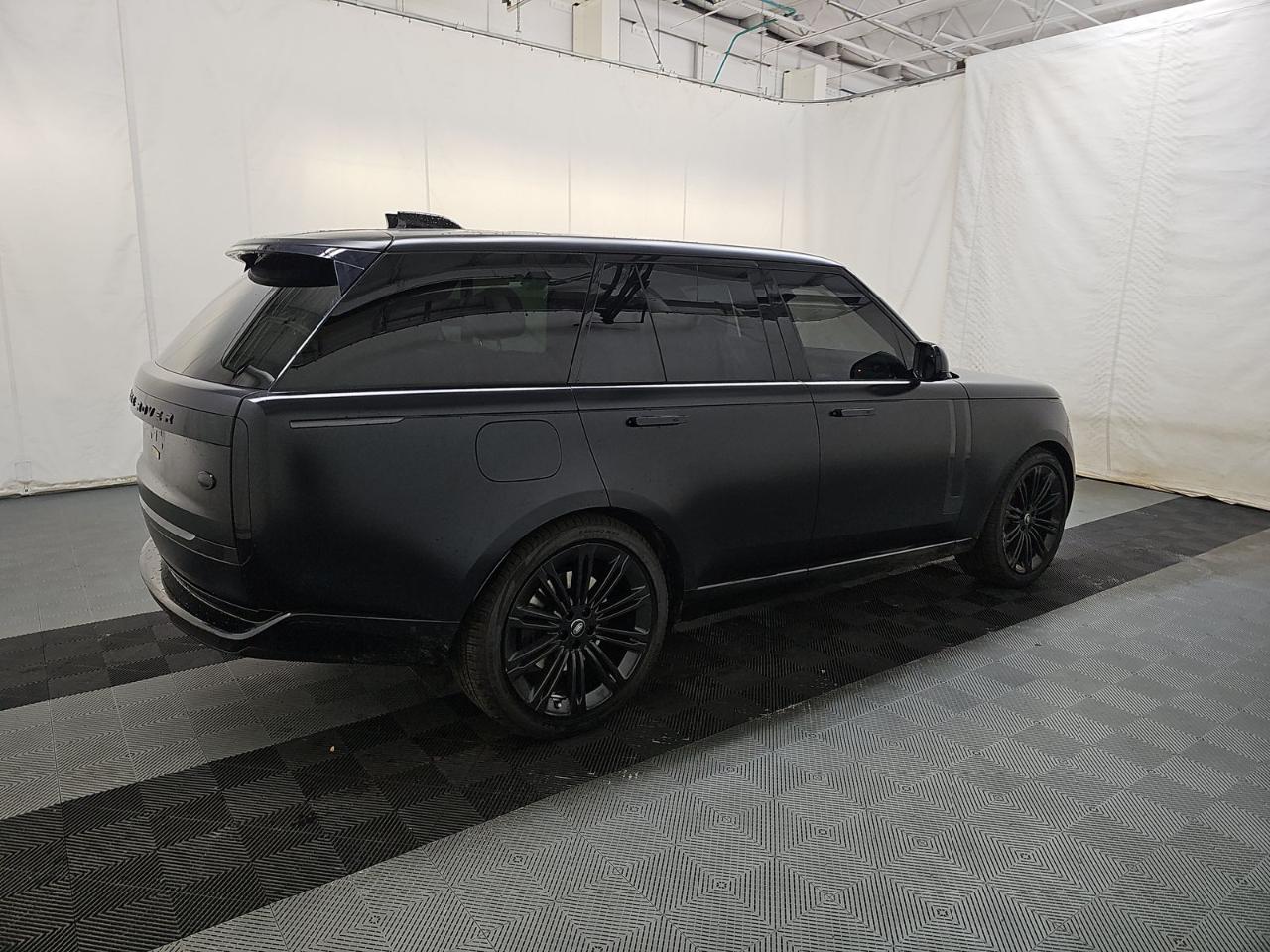 Land Rover Range Rover P530 SE SWB 2023