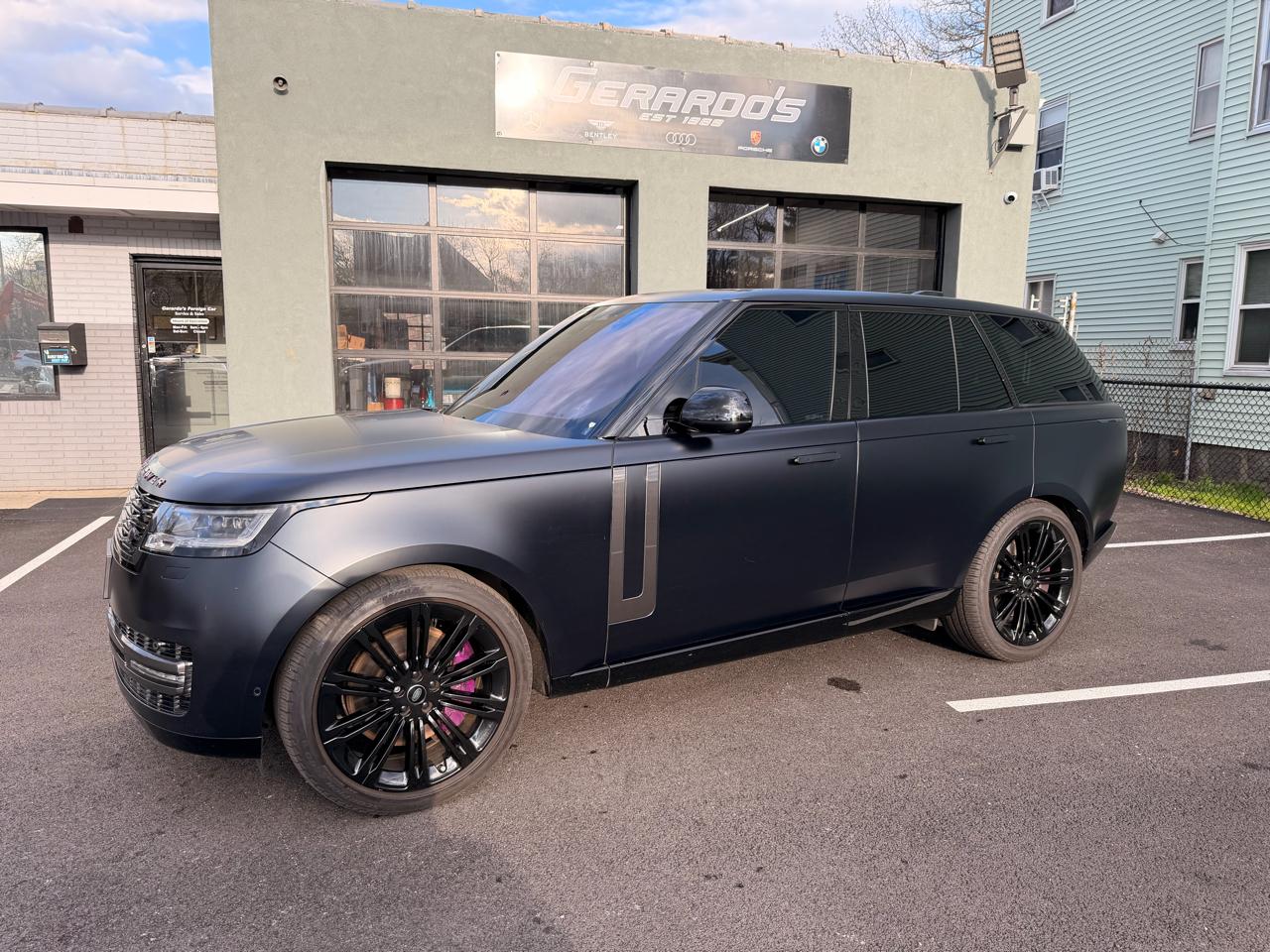 2023 Land Rover Range Rover P530 SE SWB