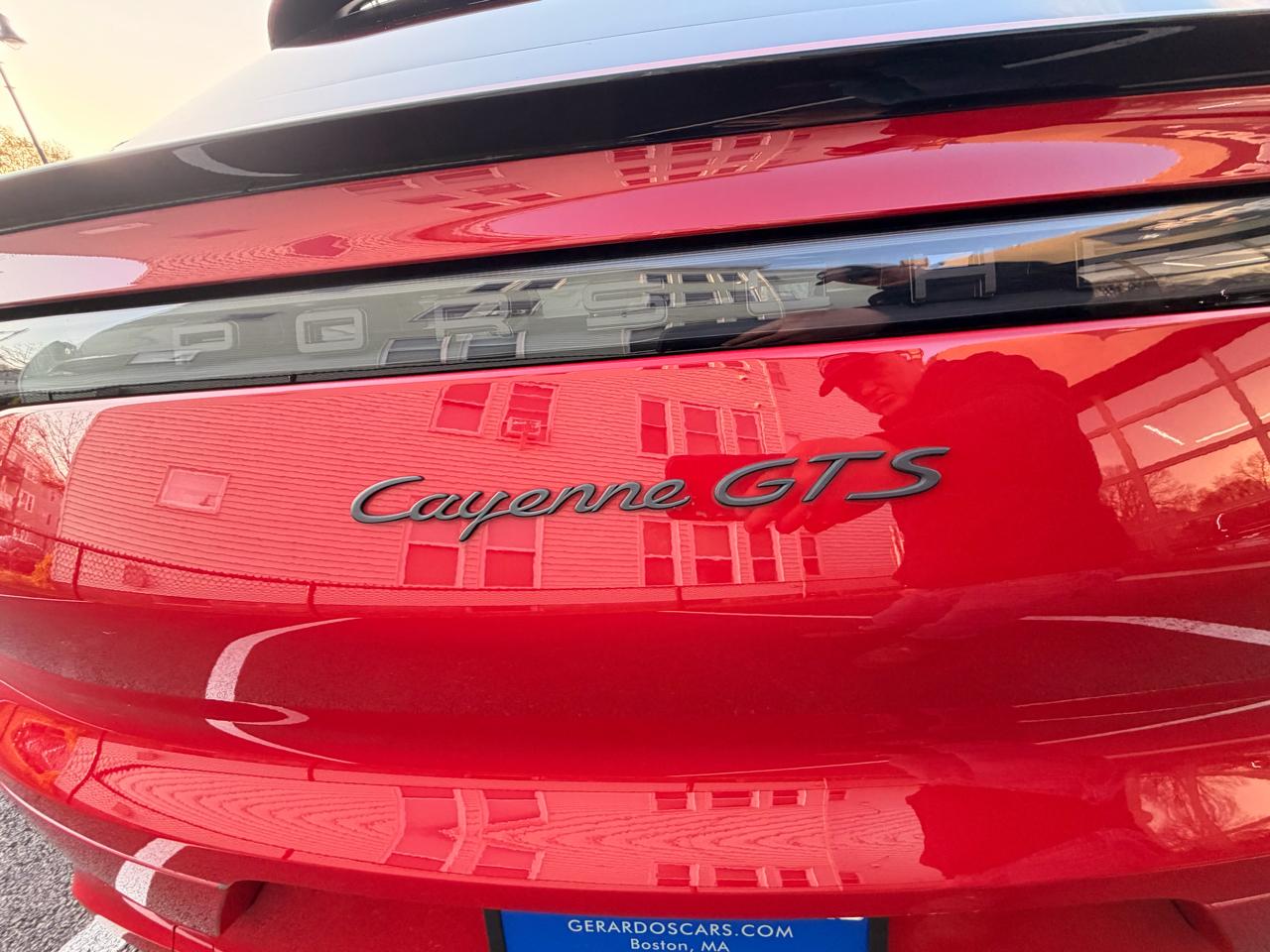 Porsche Cayenne GTS Coupe AWD 2021