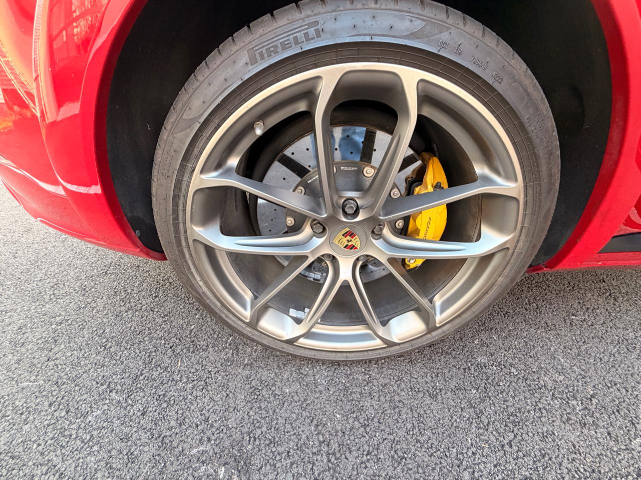 Porsche Cayenne GTS Coupe AWD 2021