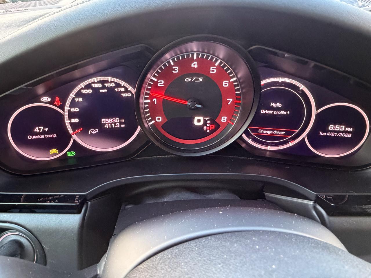 Porsche Cayenne GTS Coupe AWD 2021