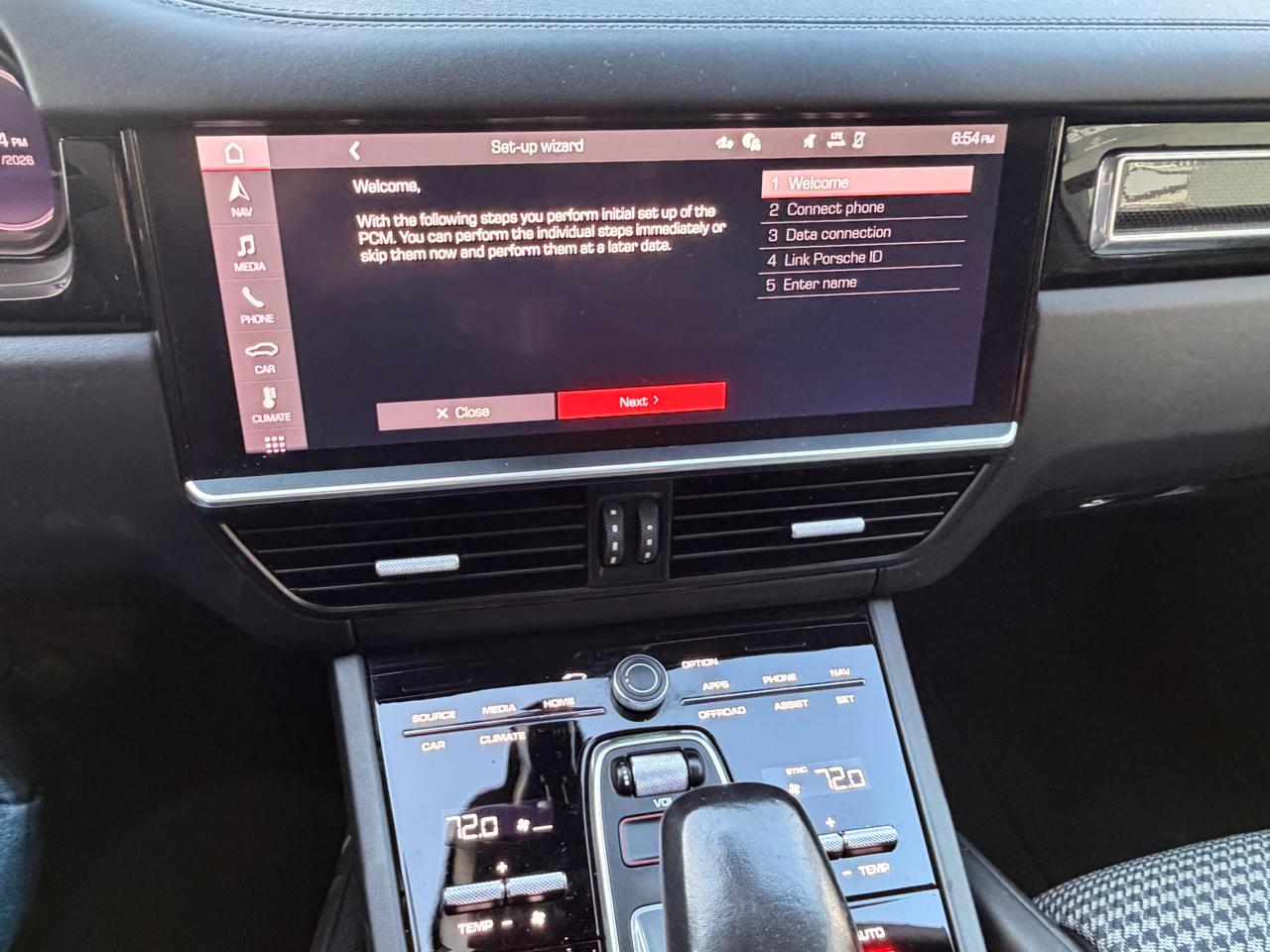 Porsche Cayenne GTS Coupe AWD 2021