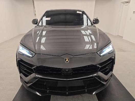 Lamborghini Urus AWD 2022