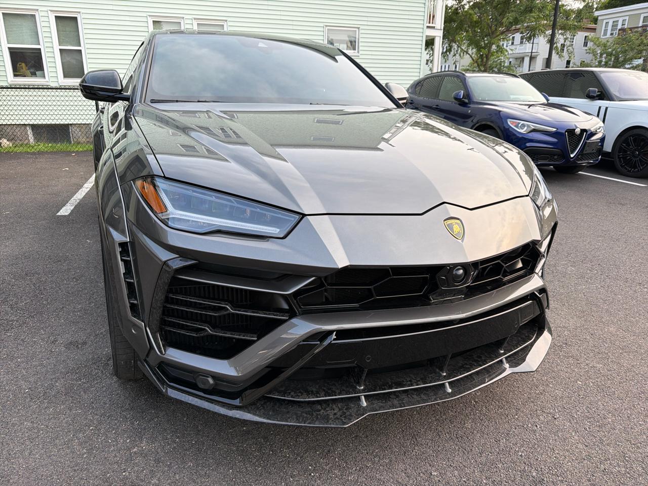 Lamborghini Urus AWD 2022