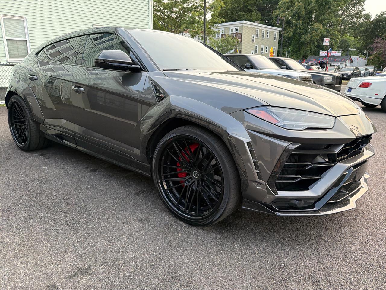 Lamborghini Urus AWD 2022