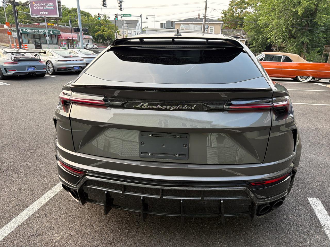 Lamborghini Urus AWD 2022
