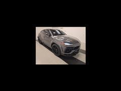 2022 Lamborghini Urus 