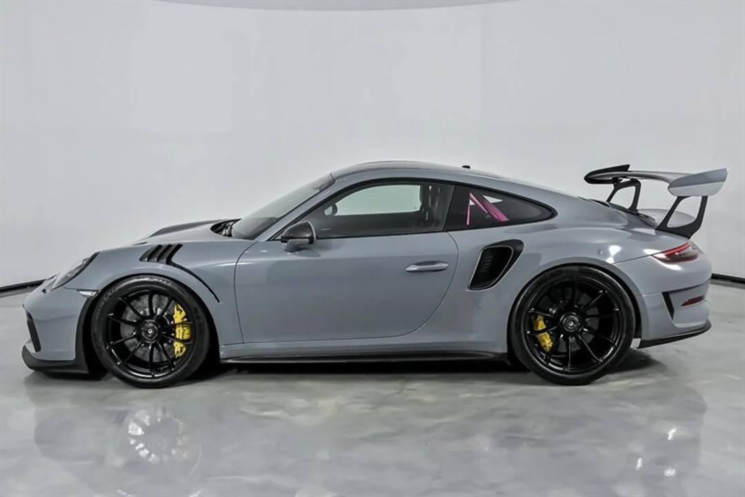 Porsche 911 GT3 RS Coupe 2019