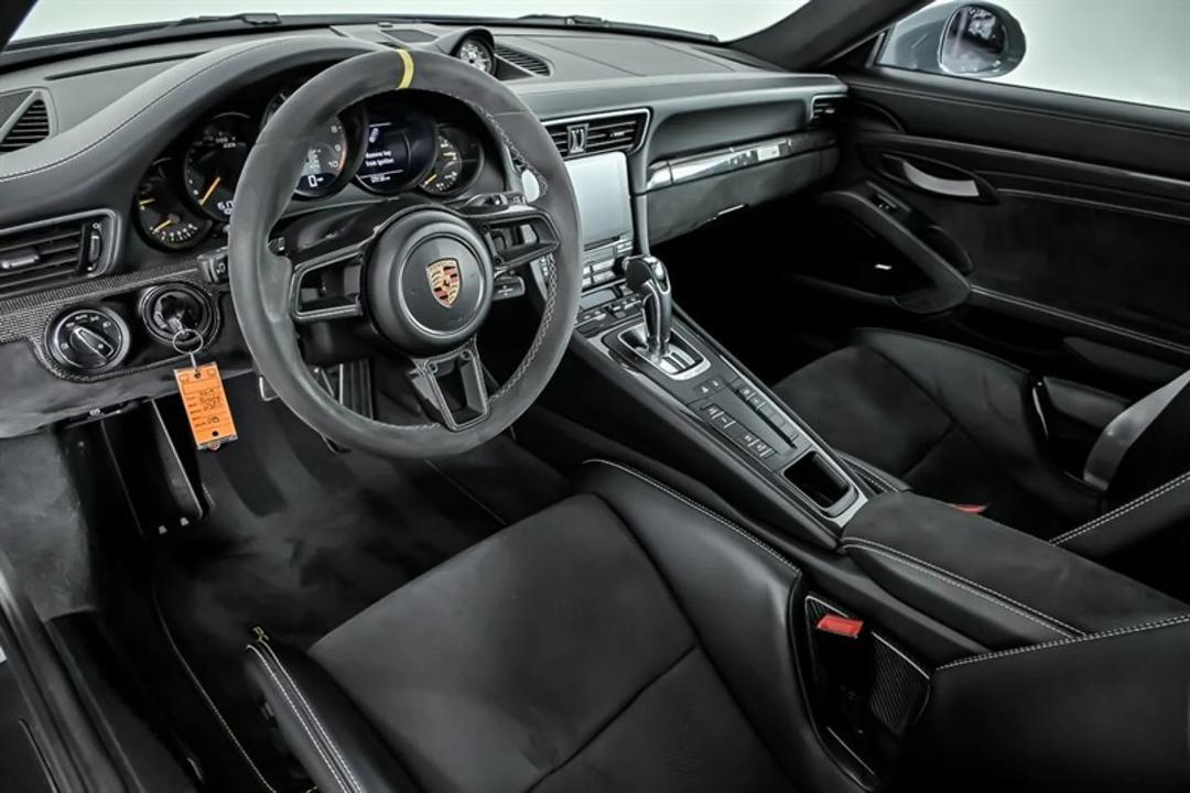 Porsche 911 GT3 RS Coupe 2019