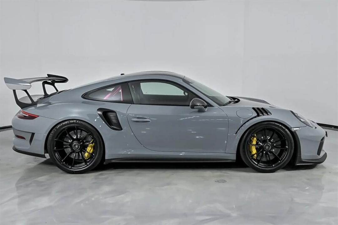 Porsche 911 GT3 RS Coupe 2019