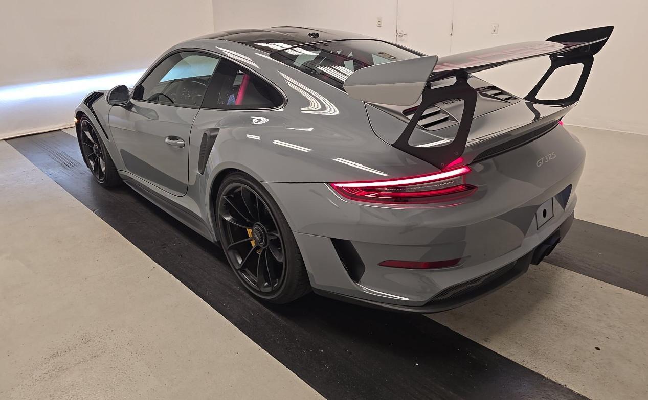 Porsche 911 GT3 RS Coupe 2019