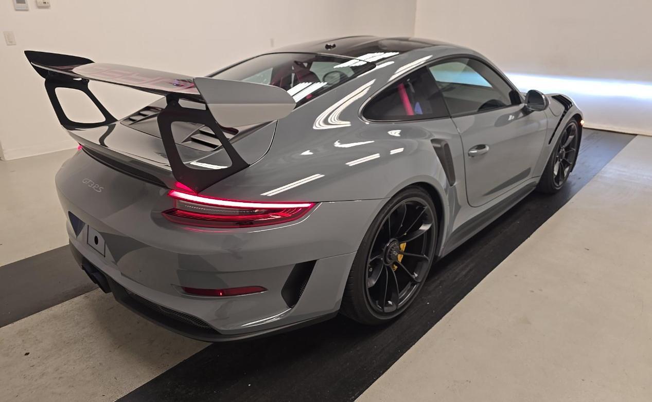 Porsche 911 GT3 RS Coupe 2019