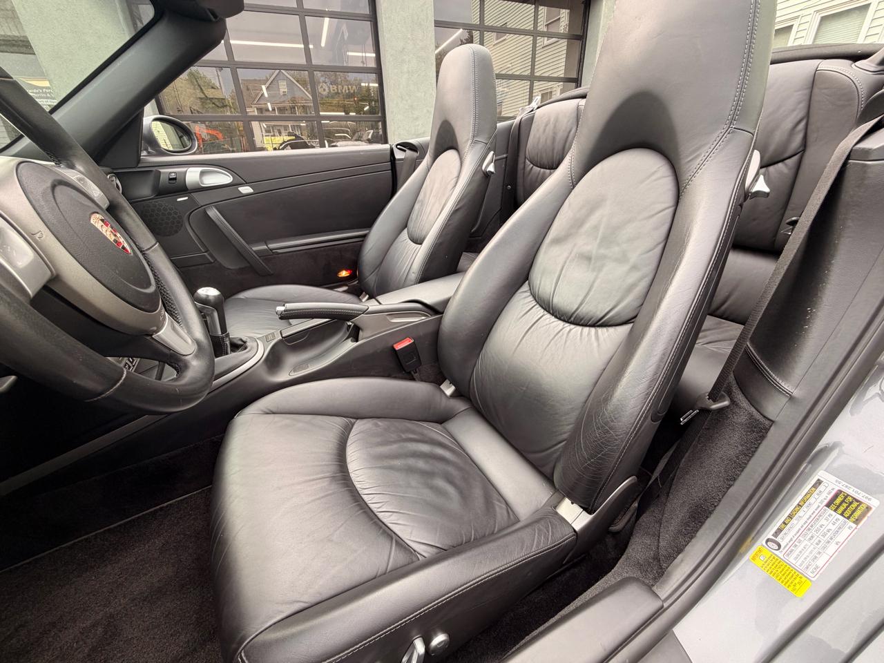 Porsche 911 2dr Cabriolet Carrera S 2006