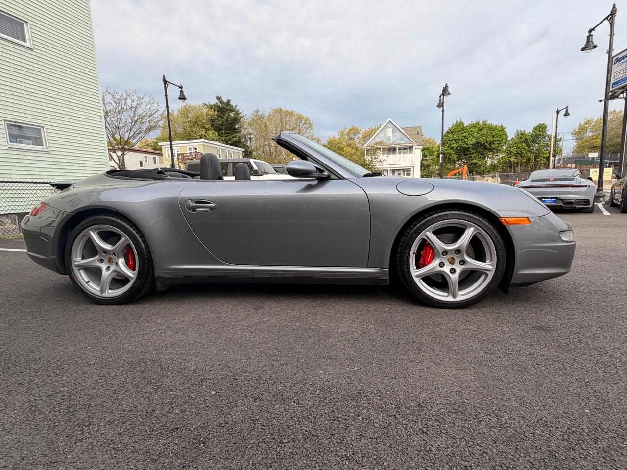 Porsche 911 2dr Cabriolet Carrera S 2006