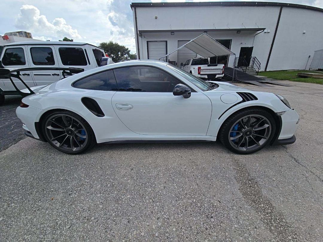 Porsche 911 2dr Cpe GT3 RS 2016