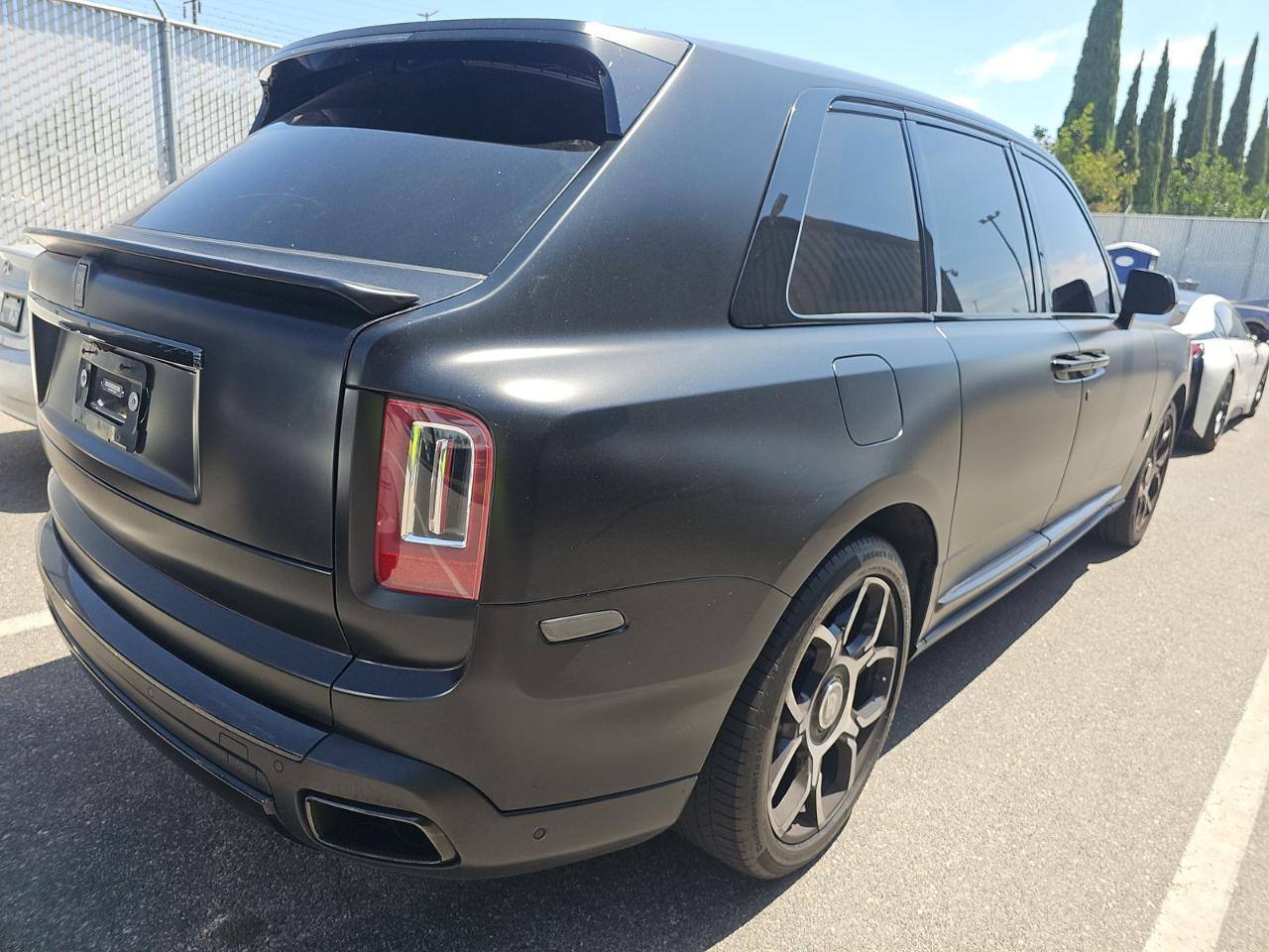 Rolls-Royce Cullinan Black Badge Sport Utility 2023