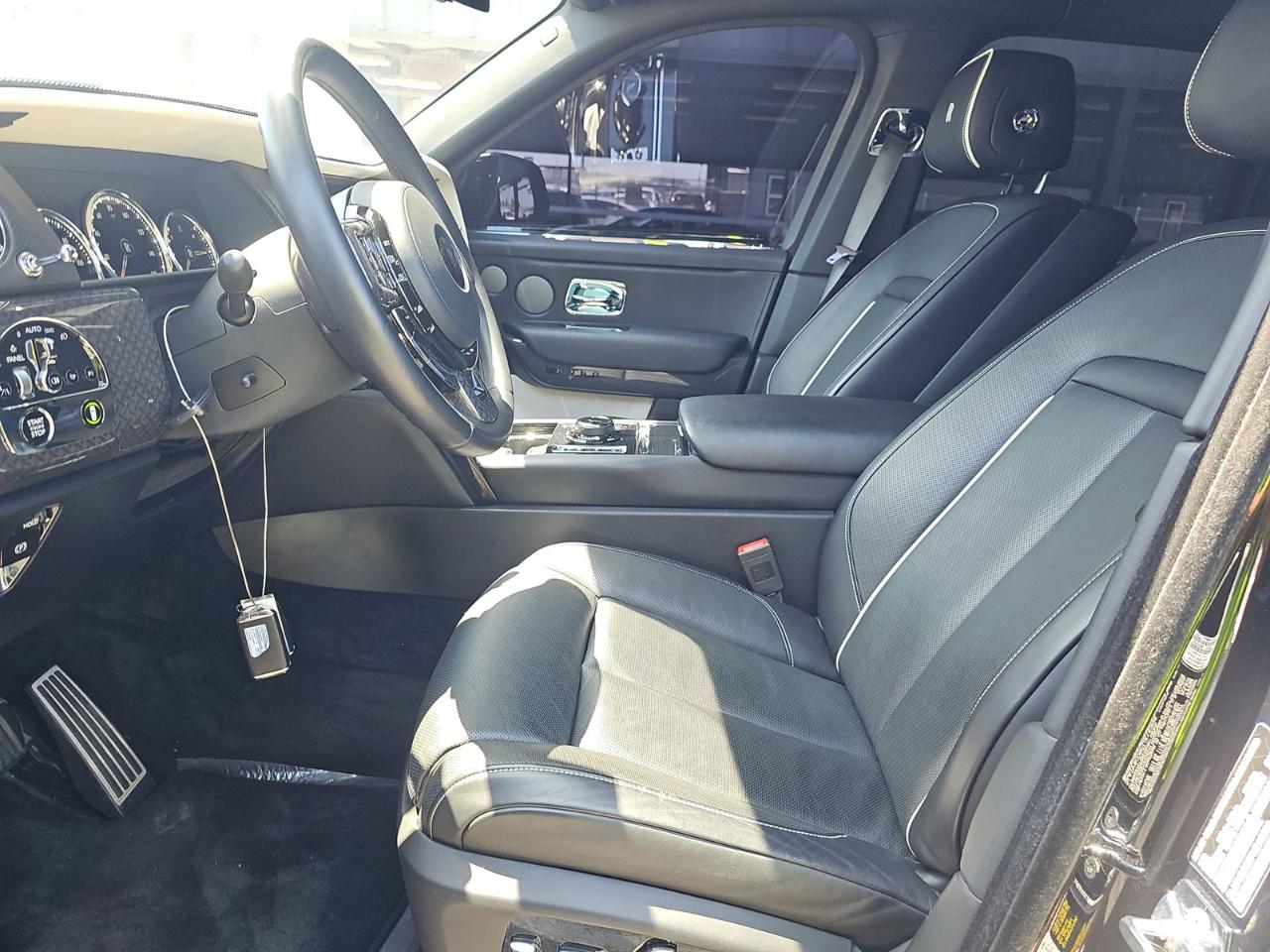 Rolls-Royce Cullinan Black Badge Sport Utility 2023