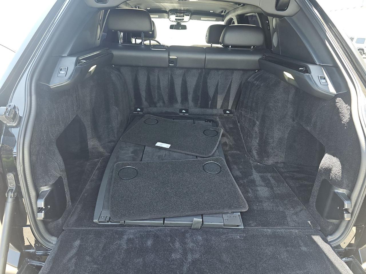 Rolls-Royce Cullinan Black Badge Sport Utility 2023