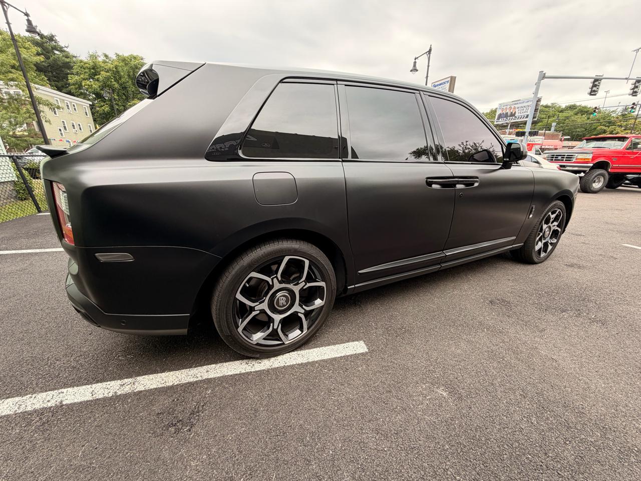 Rolls-Royce Cullinan Black Badge Sport Utility 2023