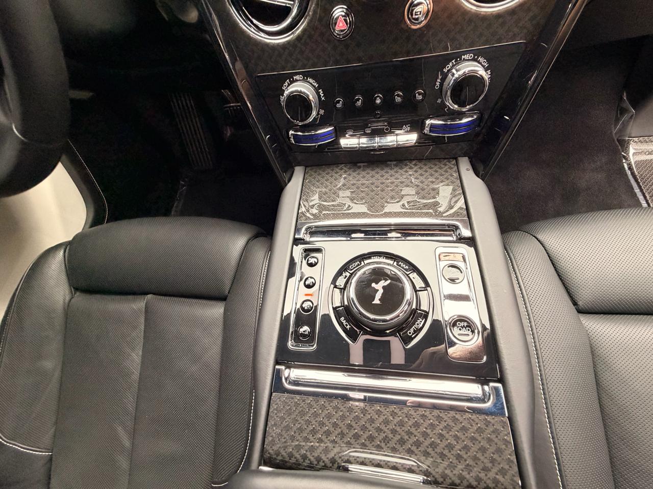 Rolls-Royce Cullinan Black Badge Sport Utility 2023