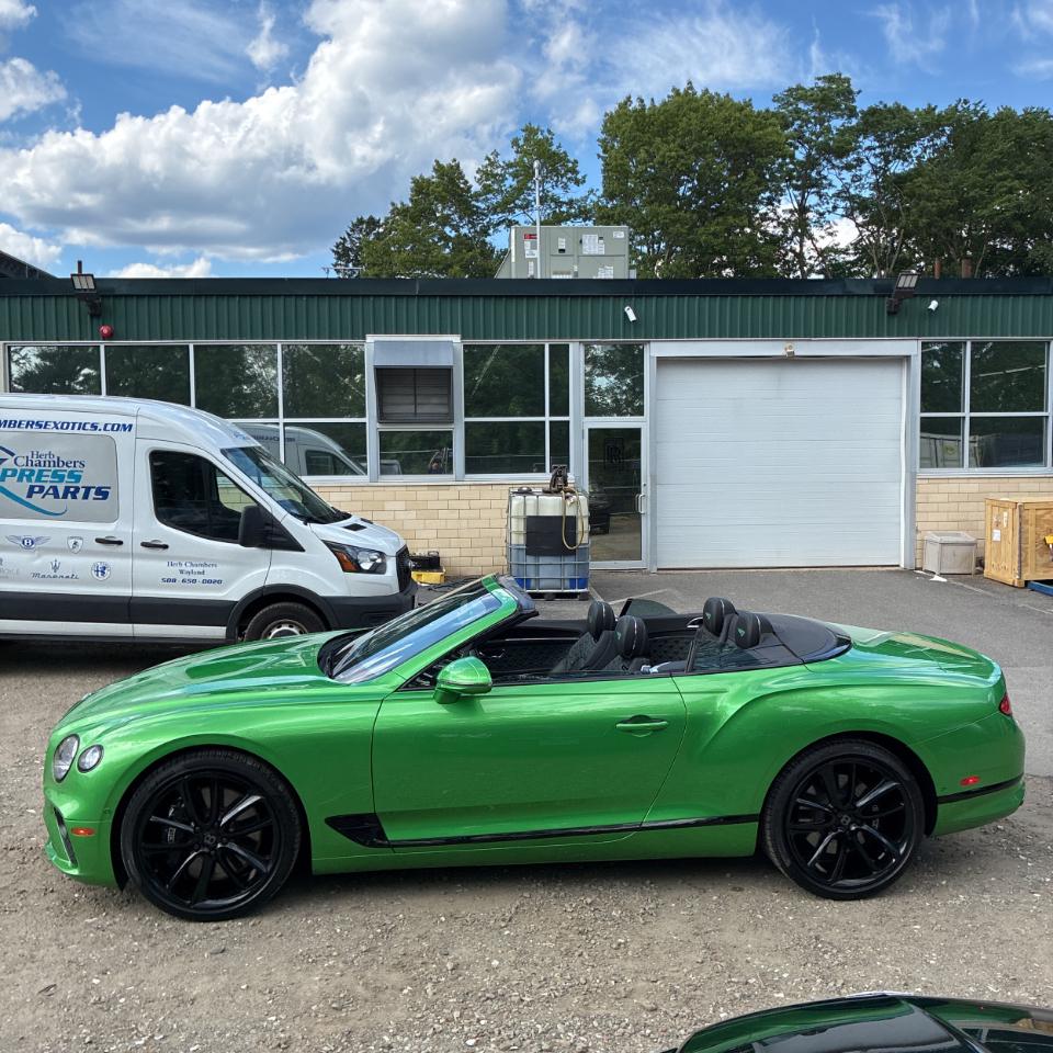 Bentley Continental GT V8 Convertible 2021