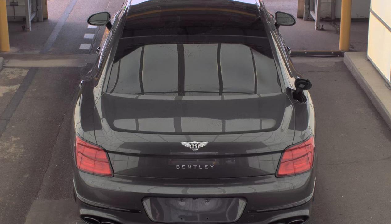 Bentley Flying Spur V8 Sedan 2021