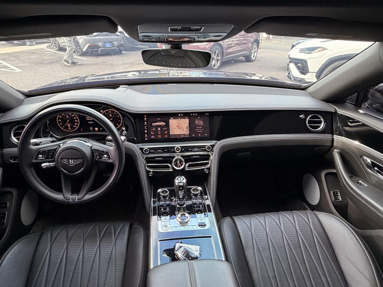 Bentley Flying Spur V8 Sedan 2021