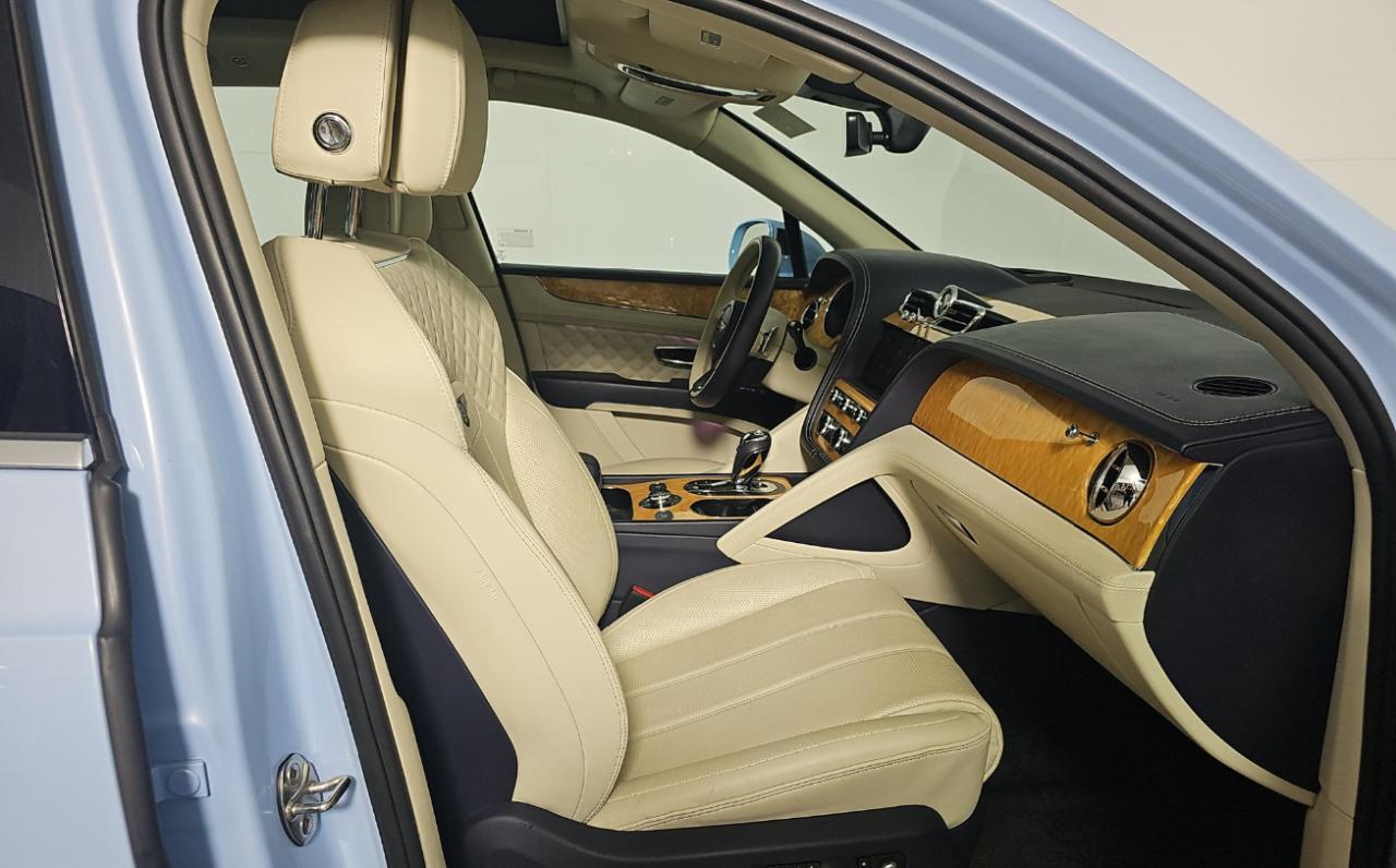 Bentley Bentayga V8 AWD 2021