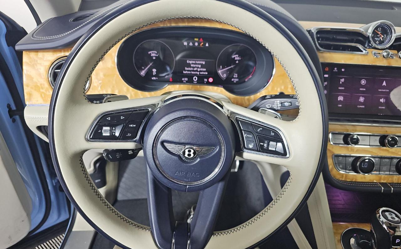 Bentley Bentayga V8 AWD 2021