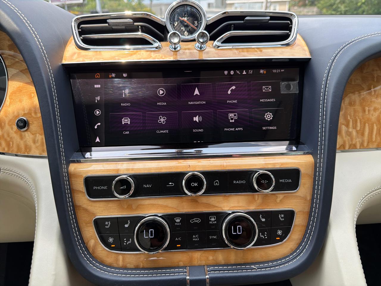 Bentley Bentayga V8 AWD 2021