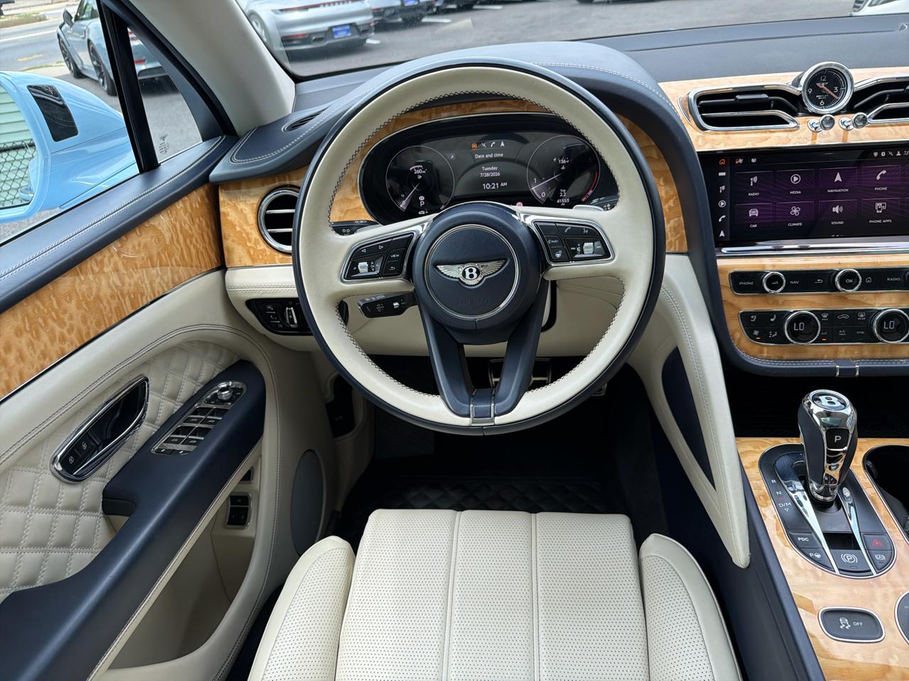 Bentley Bentayga V8 AWD 2021