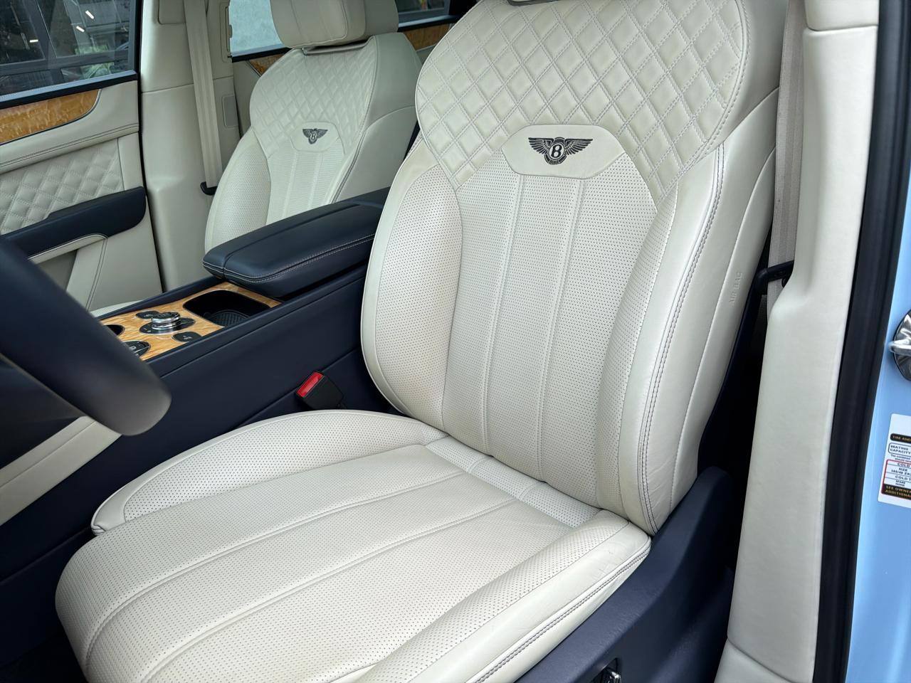 Bentley Bentayga V8 AWD 2021