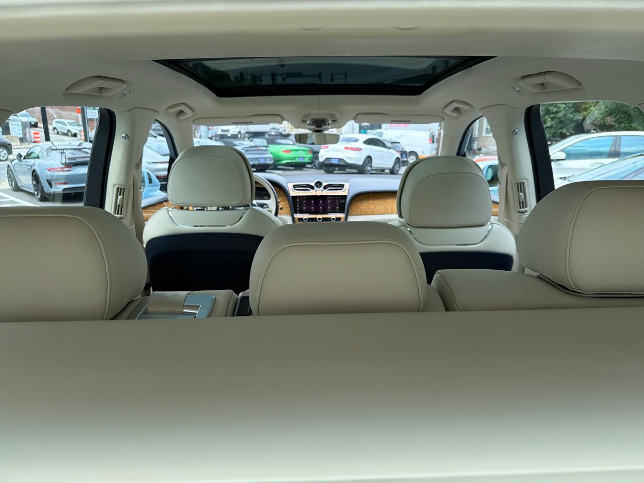 Bentley Bentayga V8 AWD 2021