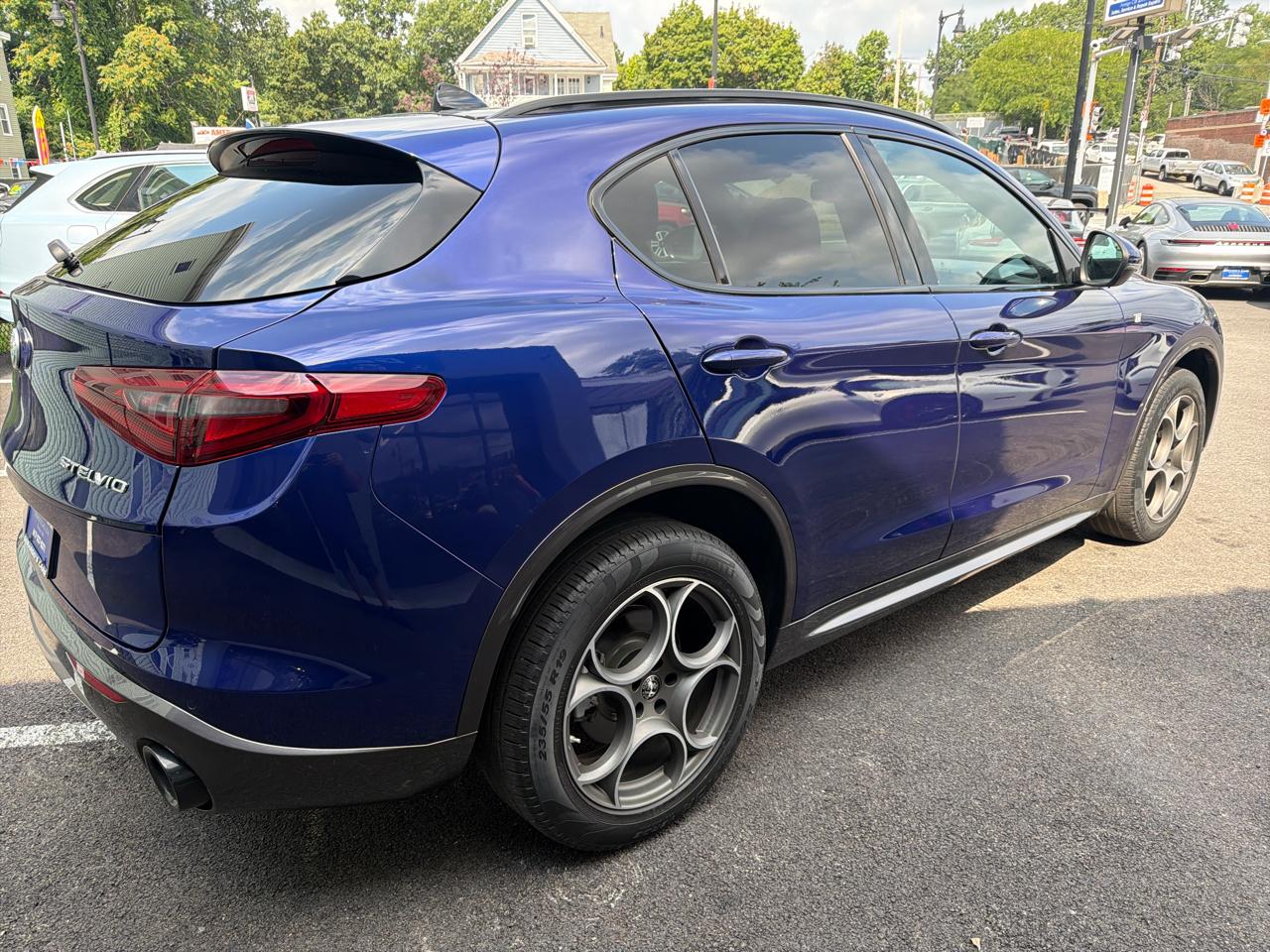 Alfa Romeo Stelvio Ti AWD 2023