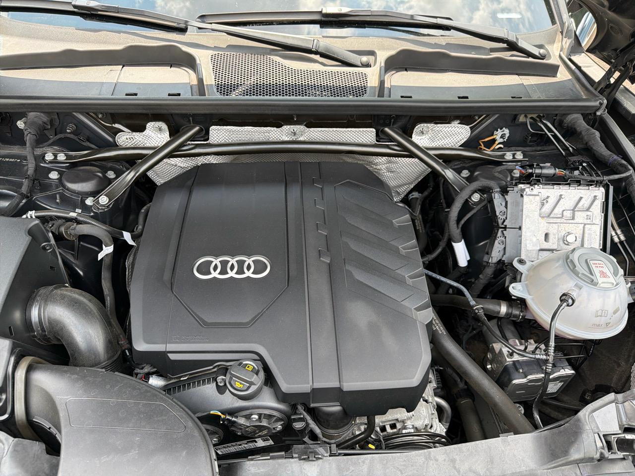 Audi Q5 S line Premium Plus 45 TFSI quattro 2024