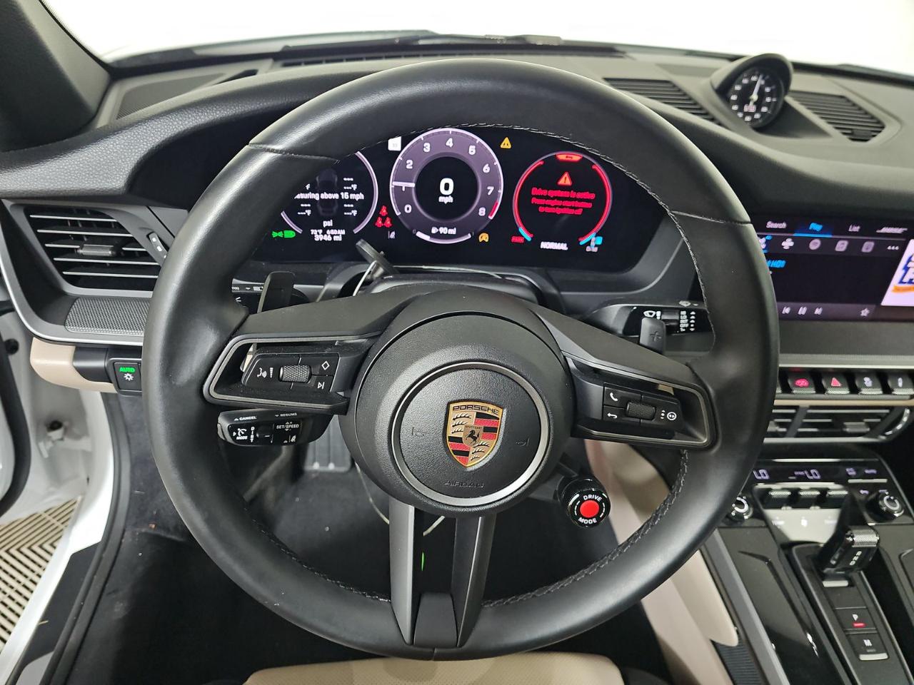 Porsche 911 Carrera Cabriolet 2025