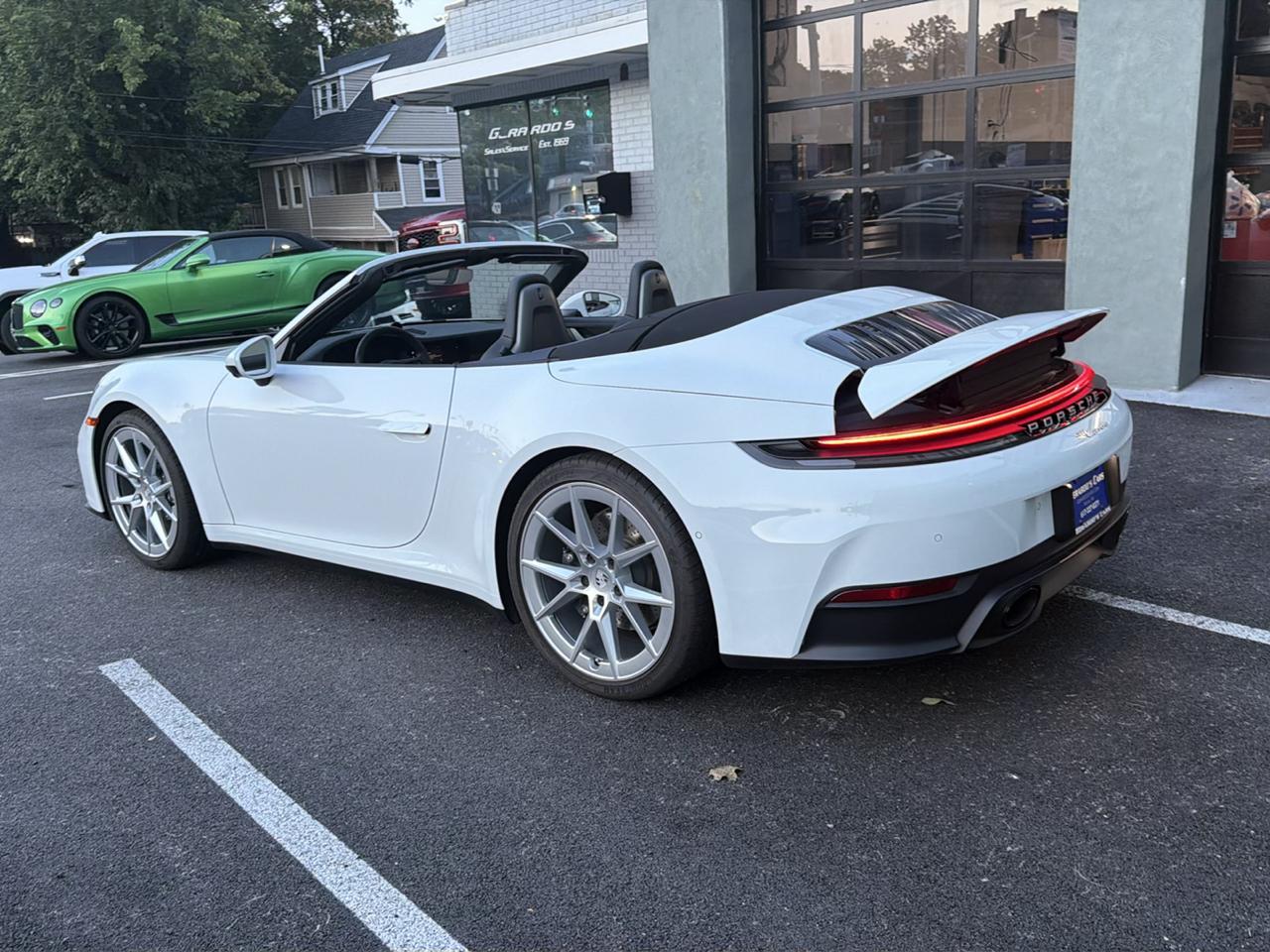 Porsche 911 Carrera Cabriolet 2025