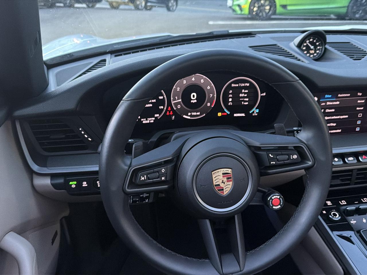 Porsche 911 Carrera Cabriolet 2025