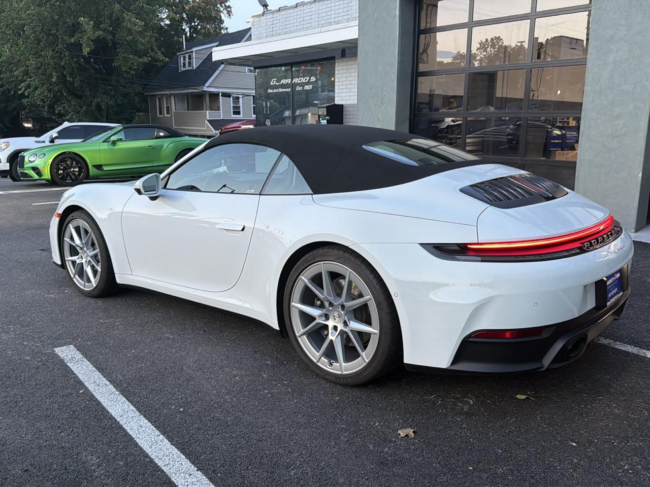 Porsche 911 Carrera Cabriolet 2025